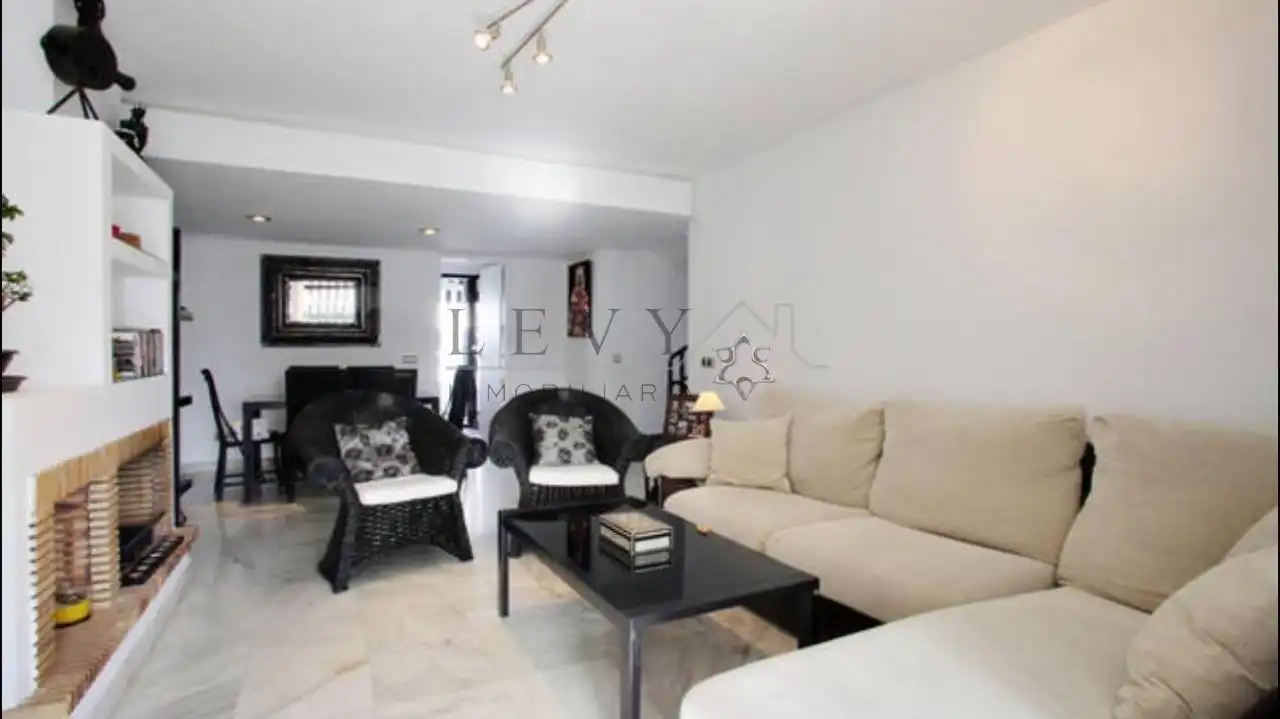 Living room of Houses for sale in Estepona  with Heating, Private garden and Terrace
