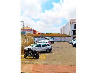 Wohnbaugrundstück zum Verkauf in Calle Batlle Pons