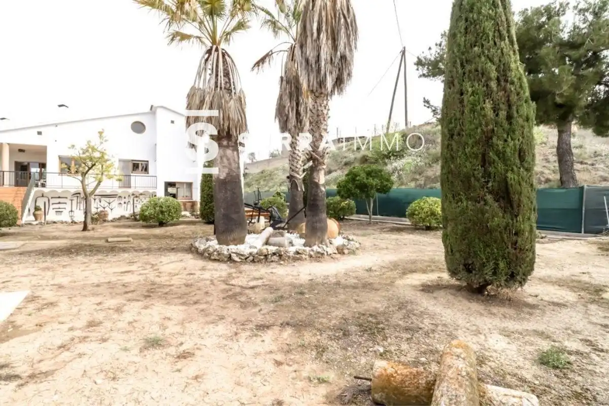Casa o xalet en venda en Font-rubí amb Jardí privat