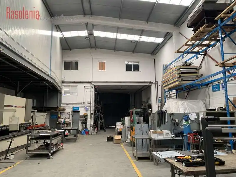 Industrial building for sale in Parroquia de Guísamo 4, imagen 3