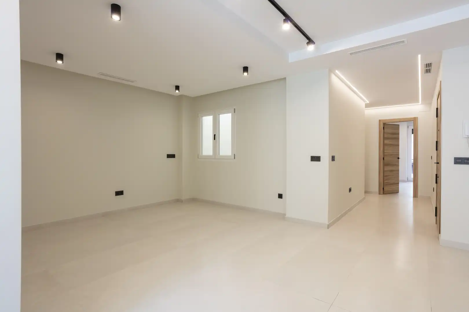Houses for sale in Cavanilles, Centro Histórico