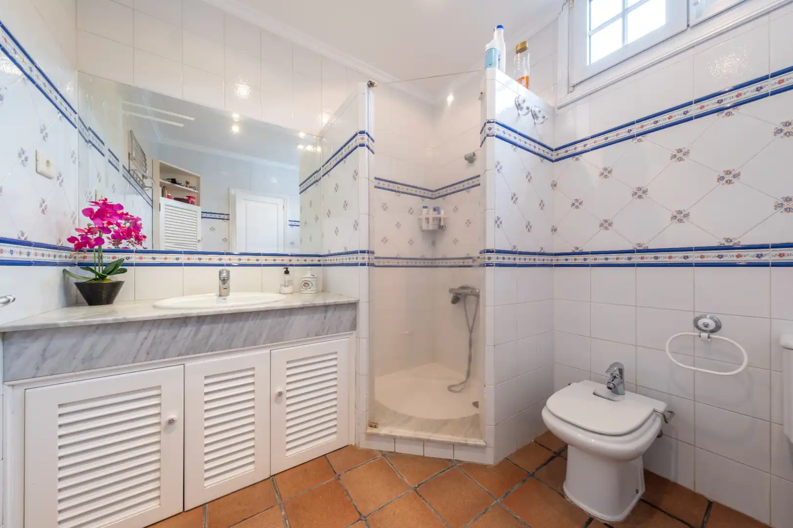 Bathroom of Houses for sale in Santa Brígida  with Air Conditioner, Private garden and Terrace