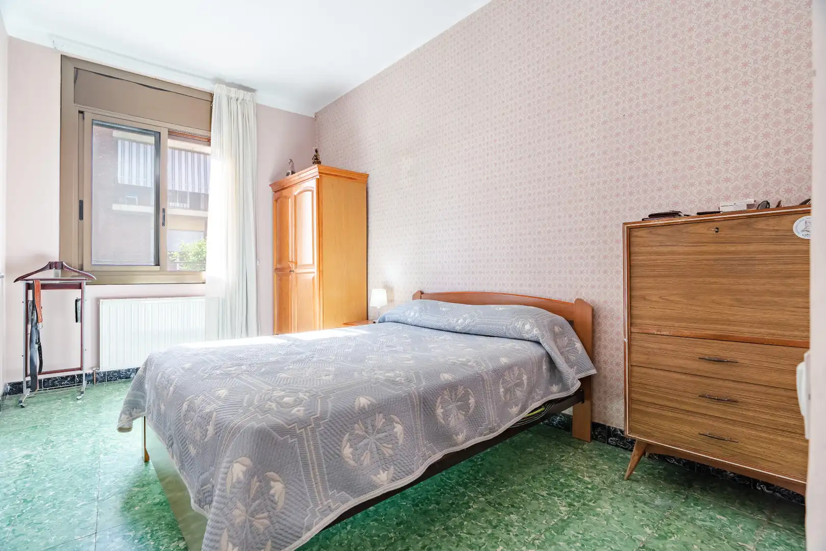 Schlafzimmer von Haus oder Chalet zum Verkauf in La Pobla de Mafumet mit Klimaanlage, Heizung und Privatgarten