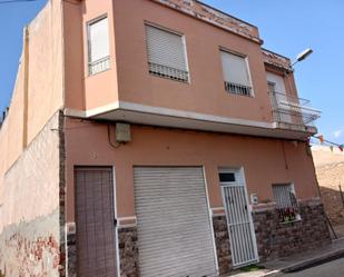 Vista exterior de Casa o xalet en venda en Elche / Elx amb Terrassa, Traster i Balcó