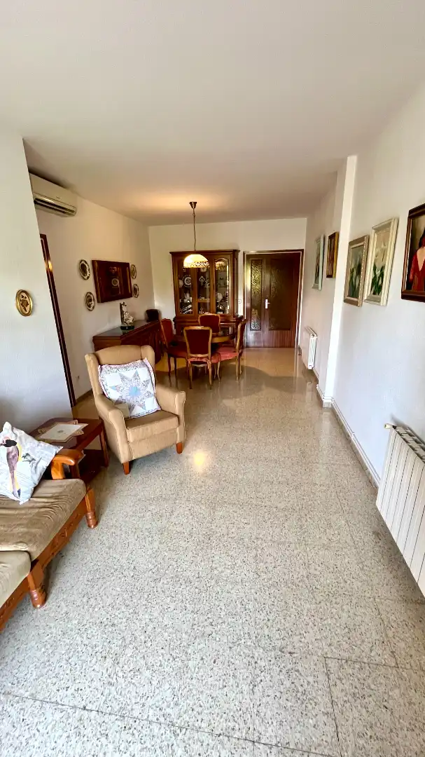 Sala d'estar de Pis en venda en Barcelona amb Aire condicionat, Calefacció i Terrassa