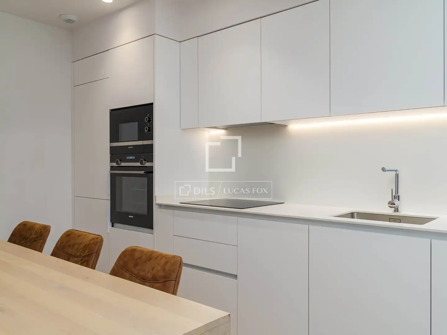 Kitchen of Flat for rent in Barcelona  with Air Conditioner, Parquet flooring and Furnished