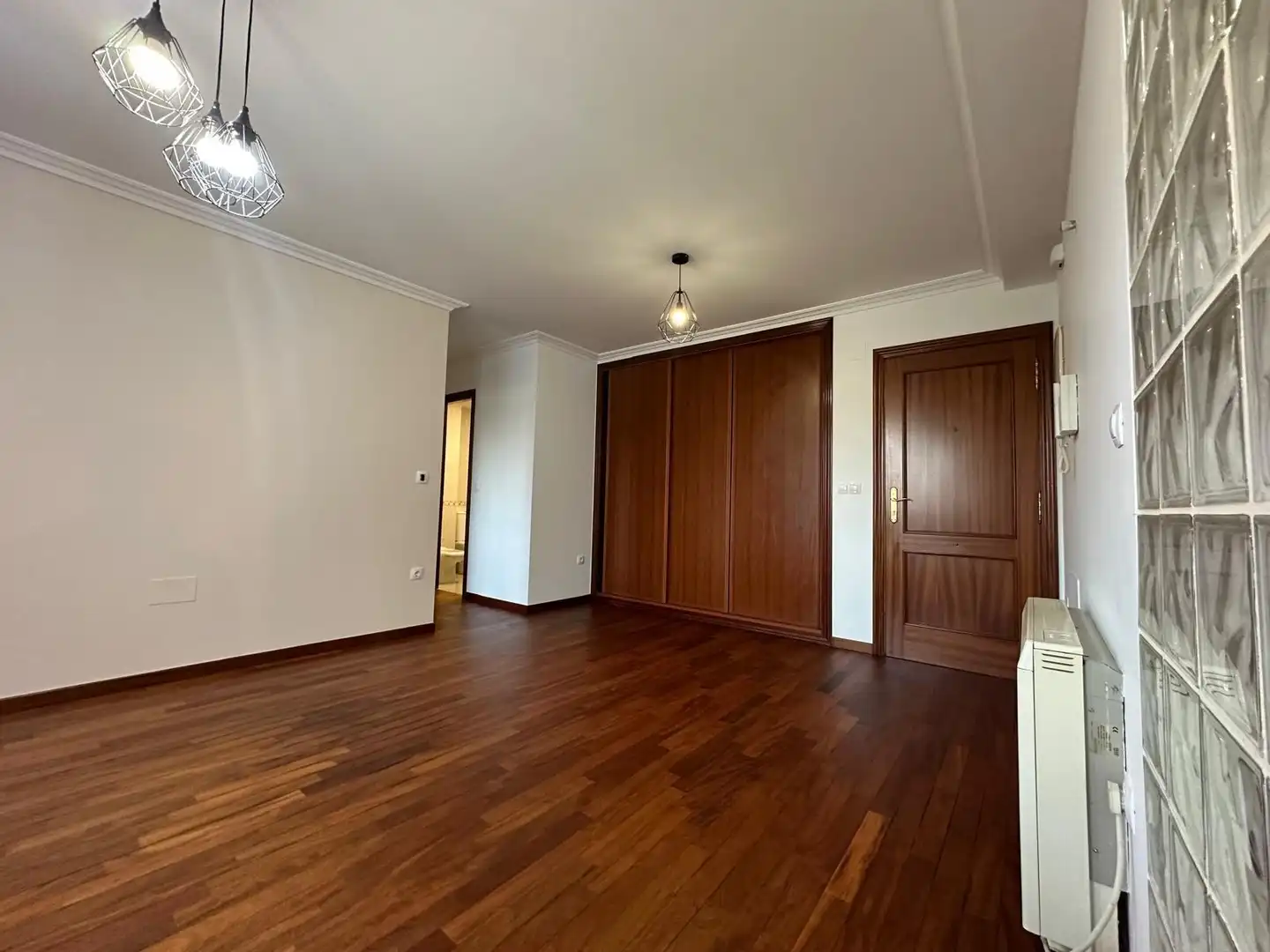 Piso de alquiler en Sobradelo