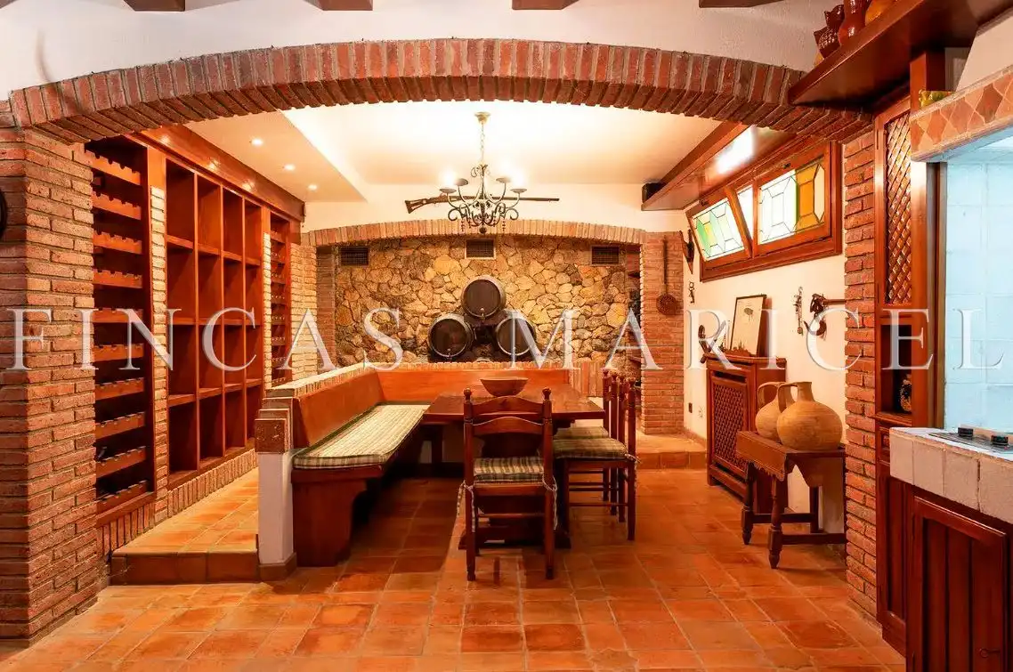 Casa o xalet en venda a Pintor Roig i soler, Can Girona - Terramar - Vinyet