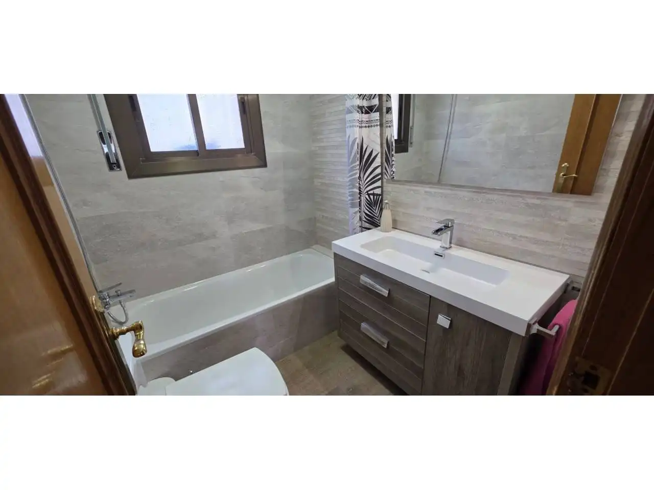 Bathroom of Houses for sale in Argentona  with Heating, Private garden and Terrace