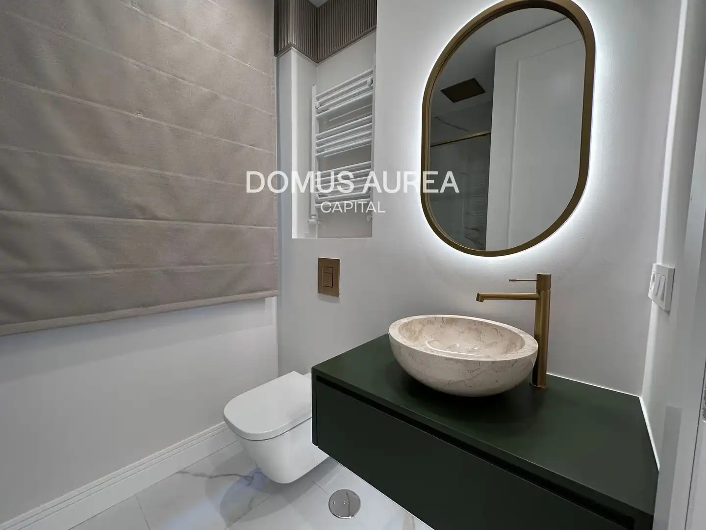 Baño de Piso en venta en Madrid con Aire acondicionado, Calefacción y Amueblado