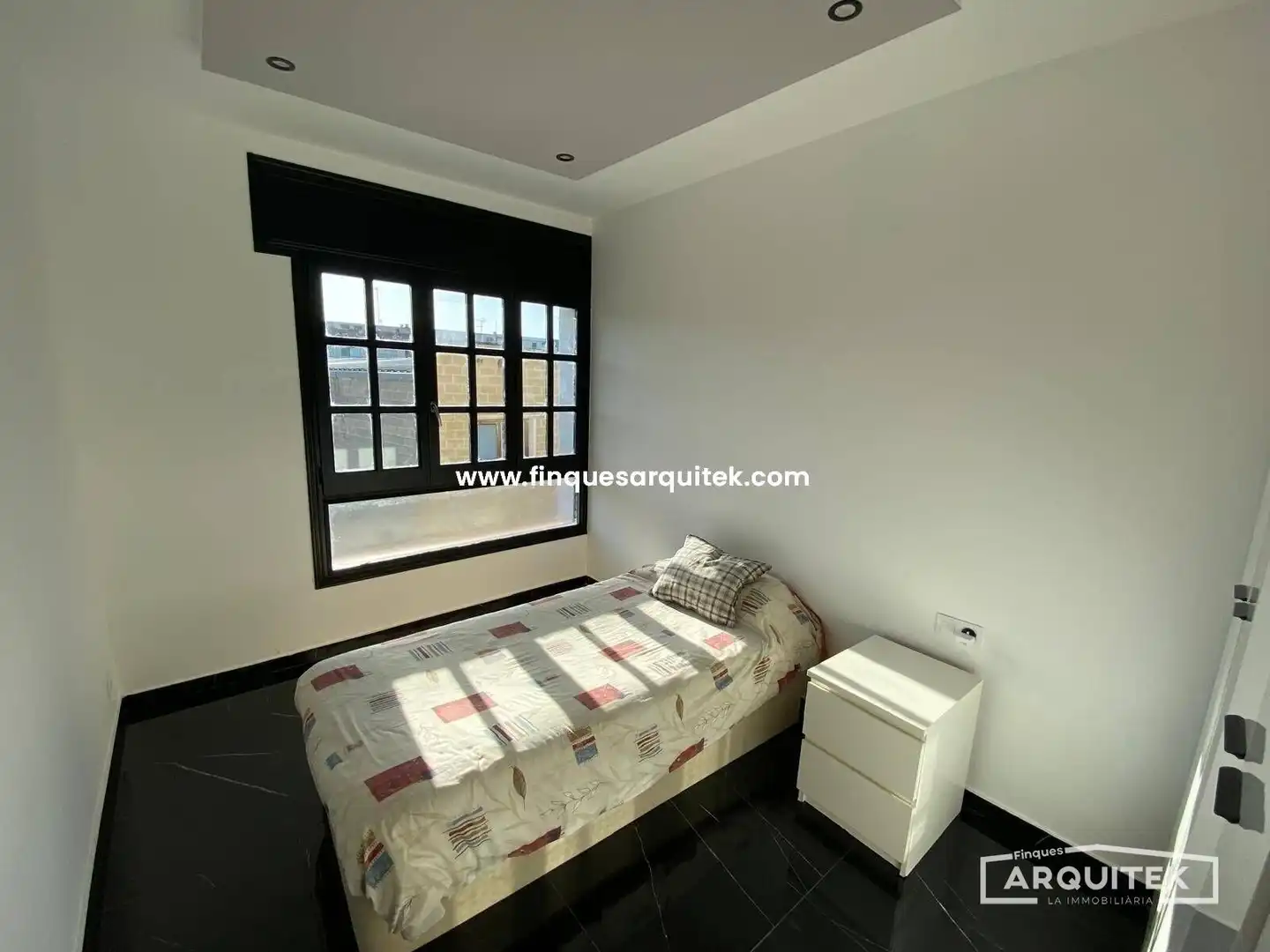 Casa adosada en venta en Rosselló