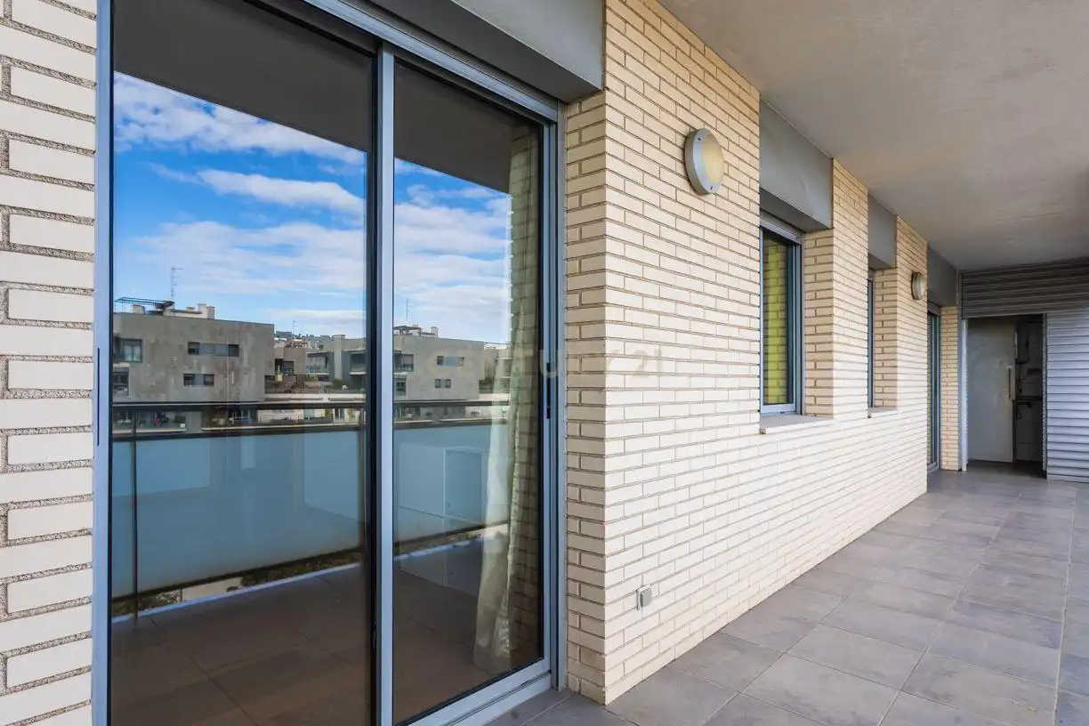 Terraza de Apartamento en venta en Badalona con Jardín privado, Piscina y Balcón