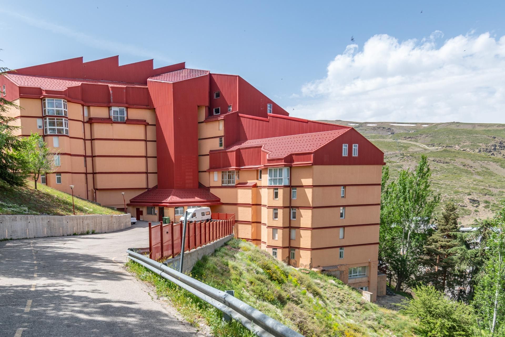 Exterior view of Flat for sale in Sierra Nevada