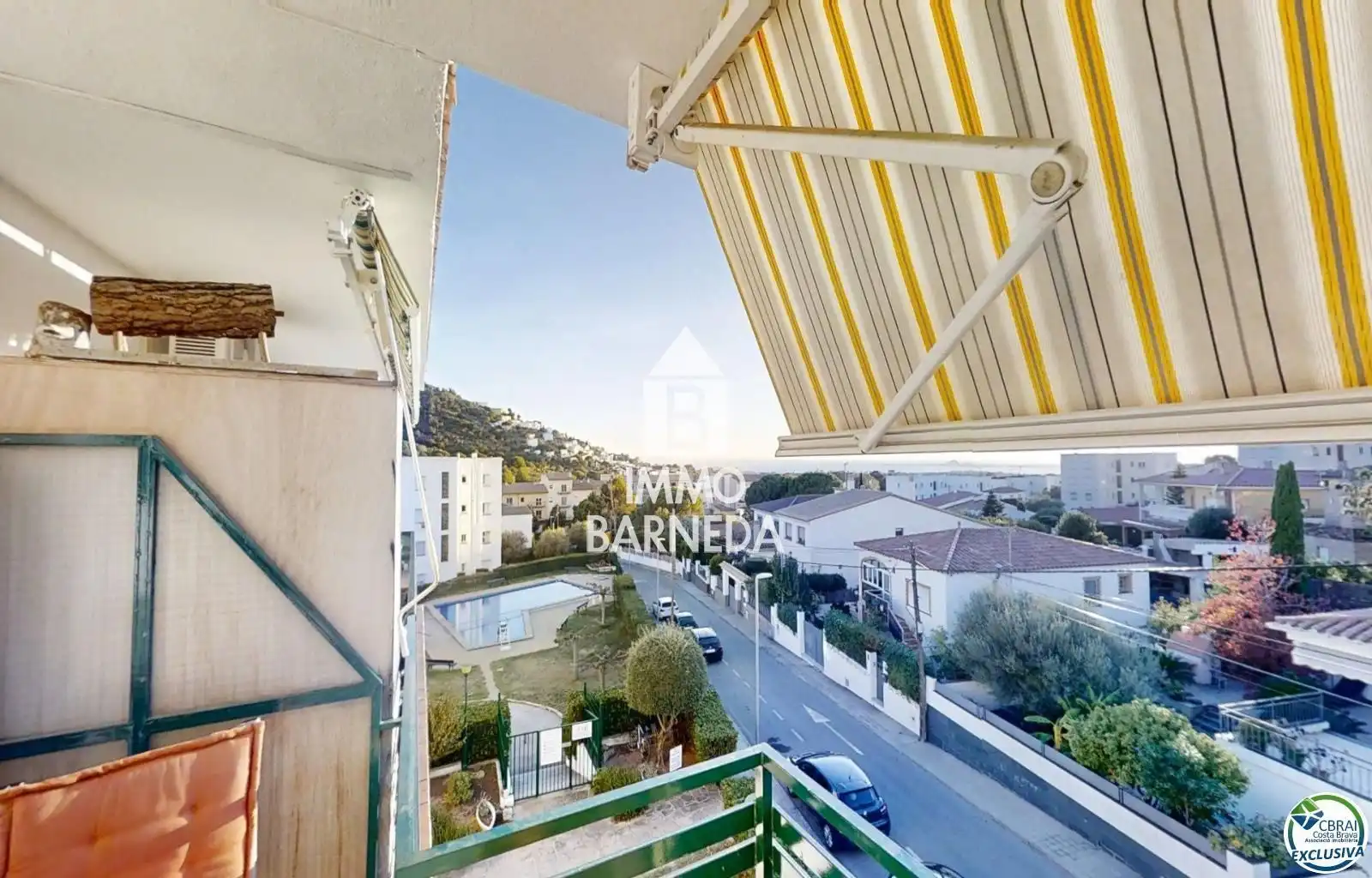 Exterior view of Flat for sale in Roses  with Heating, Terrace and Swimming Pool