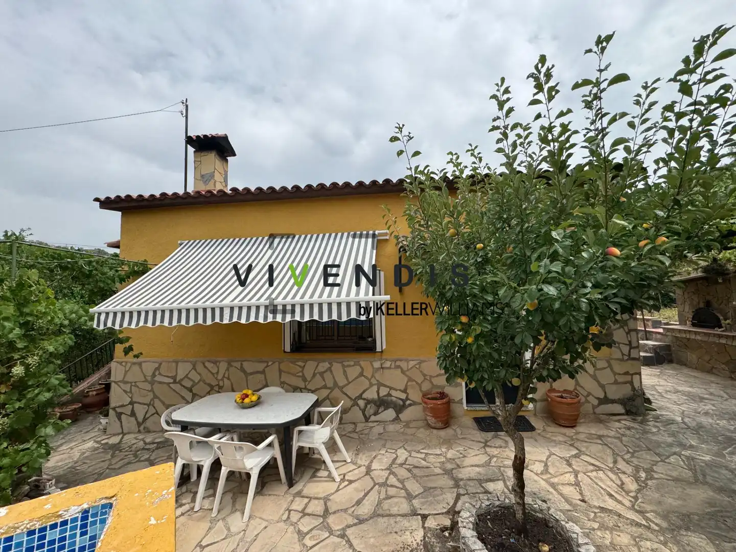 Vista exterior de Finca rústica en venta en Corbera de Llobregat