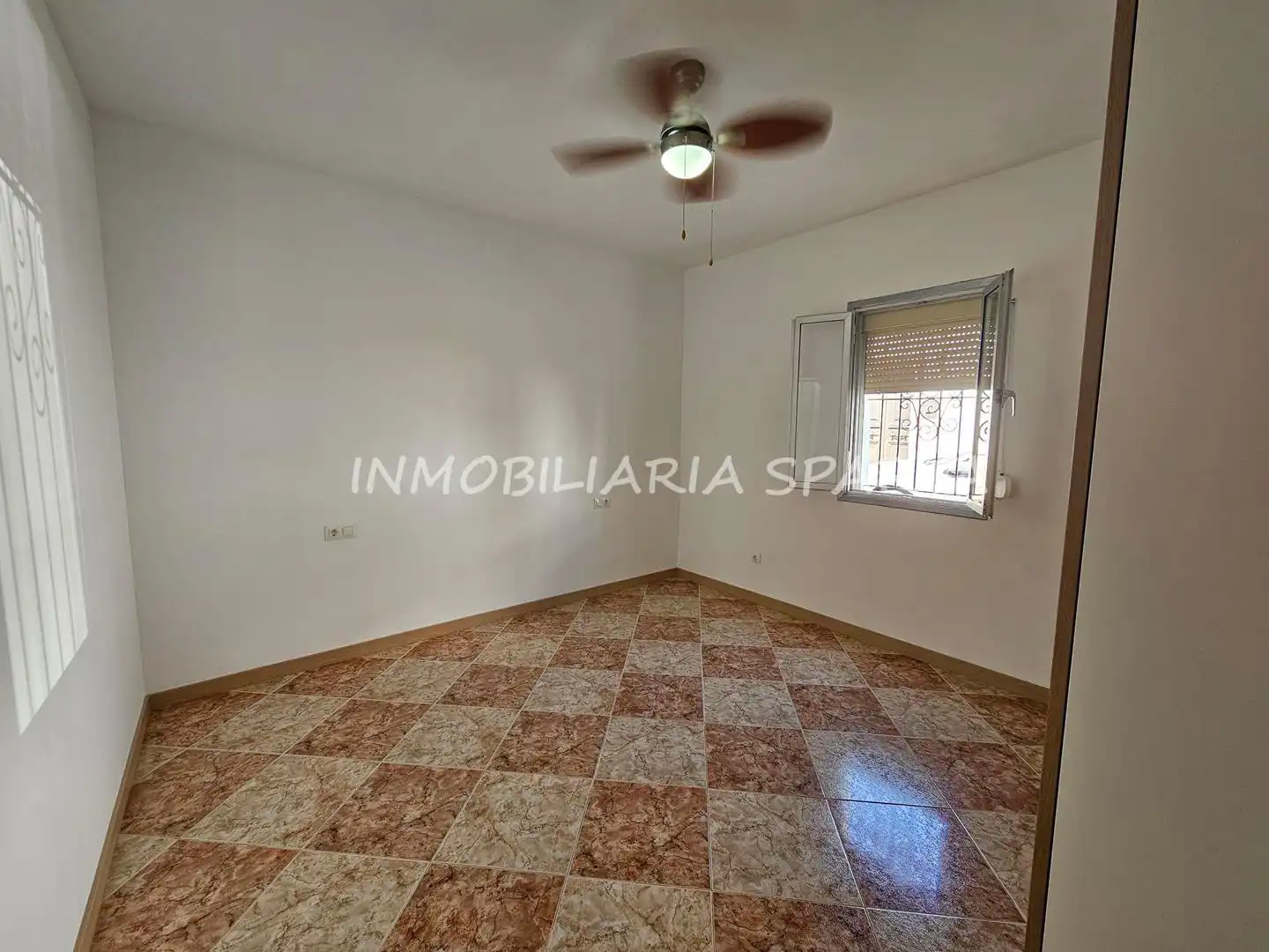 Terraced house to rent in Calle Maestro Granados 20, imagen 4