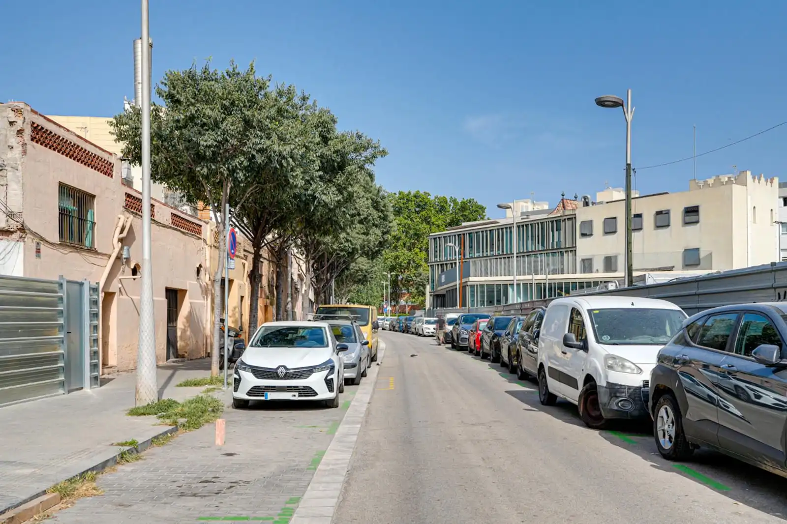 Aparcament de Edifici en venda en Sant Feliu de Llobregat