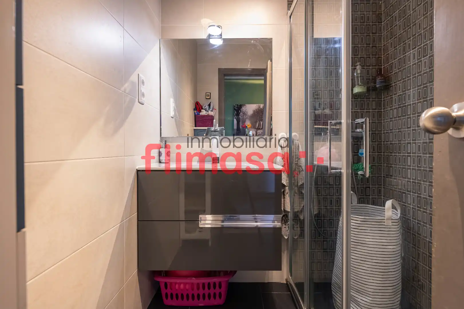 Baño de Casa adosada en venta en Villaviciosa de Odón con Aire acondicionado, Calefacción y Jardín privado