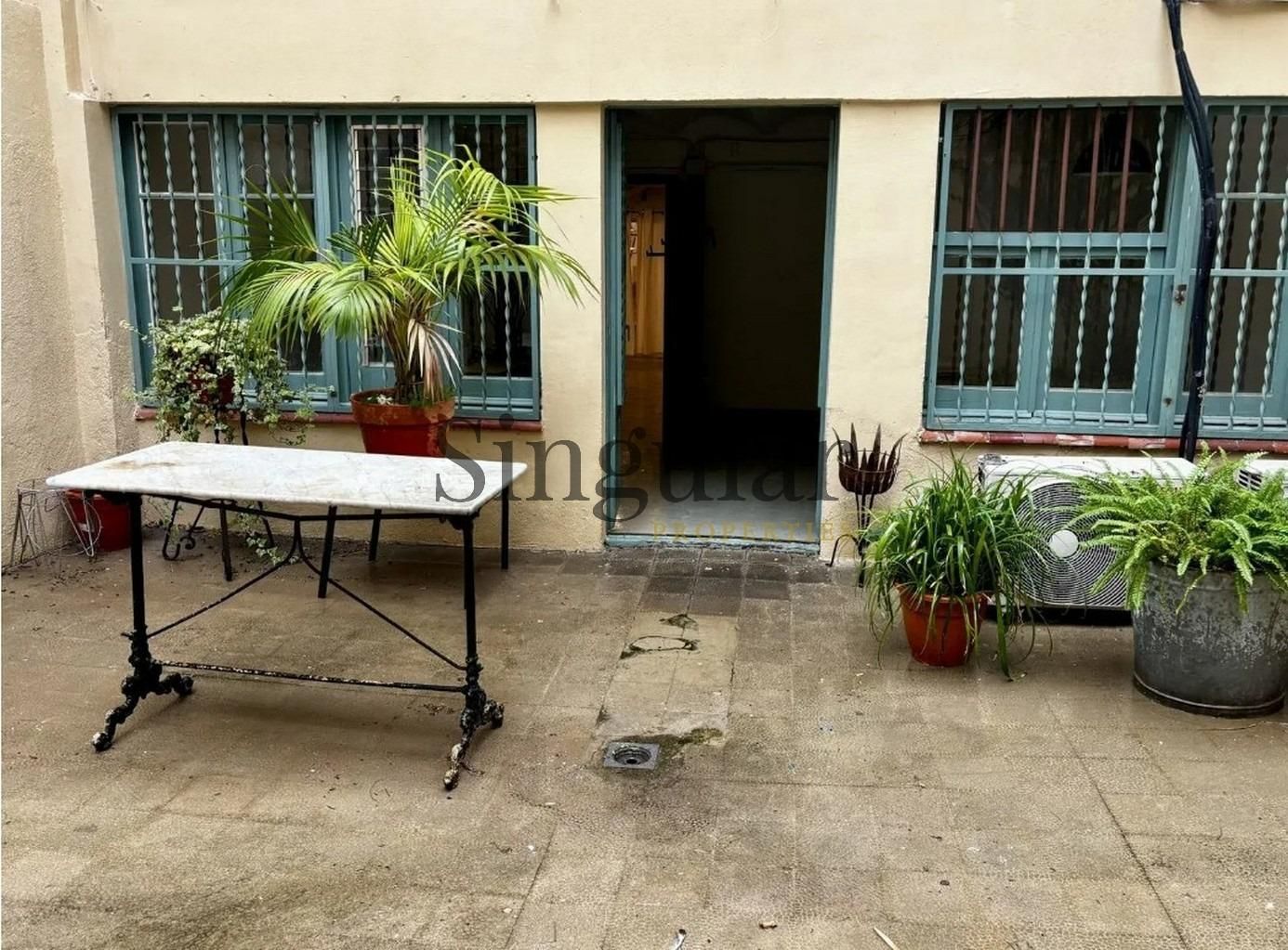 Terrace of Building for sale in  Barcelona Capital