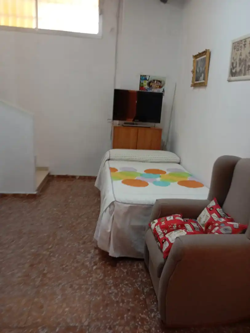 Dormitori de Casa o xalet en venda en Linares amb Aire condicionat i Calefacció
