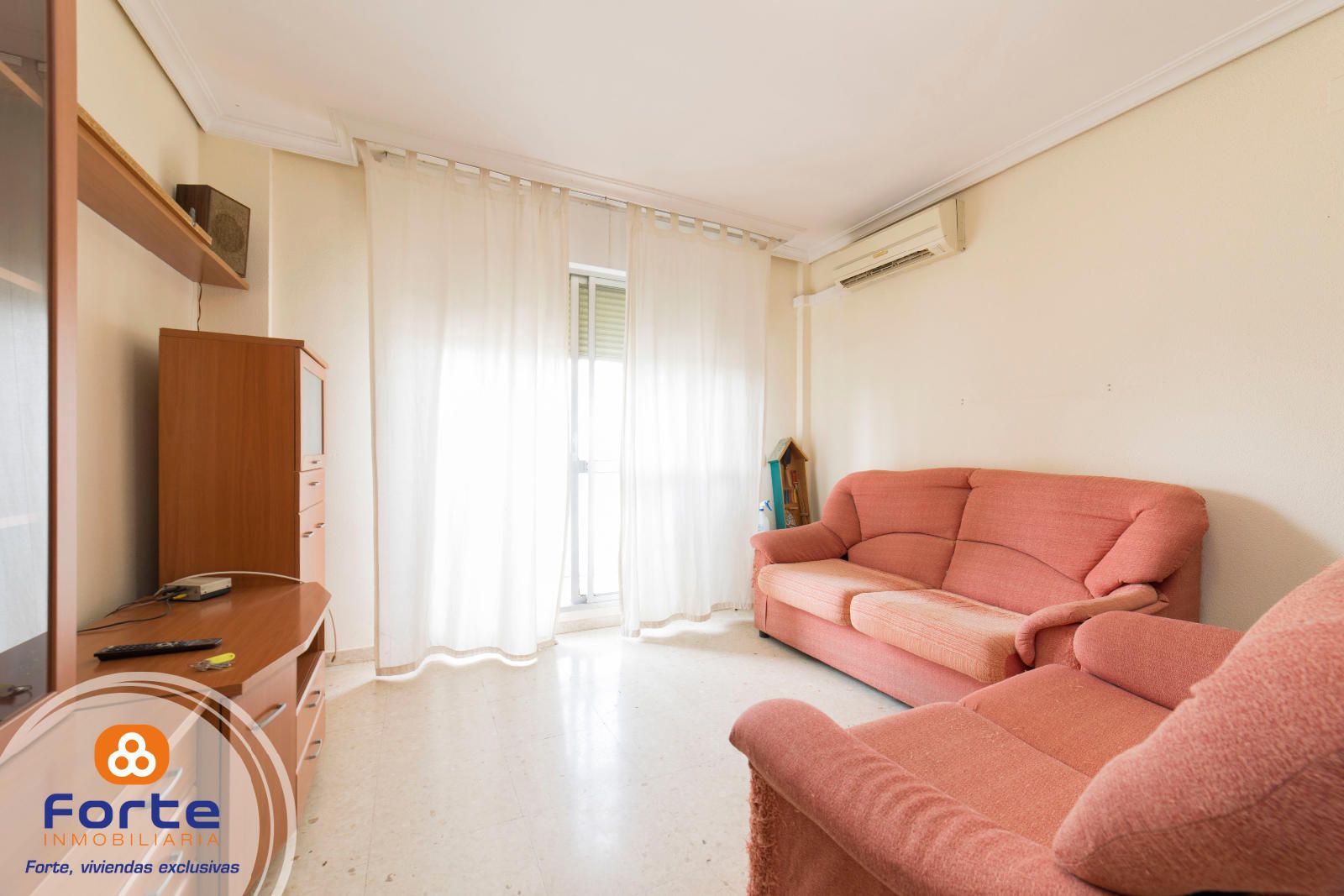 Bedroom of Flat for sale in  Córdoba Capital  with Air Conditioner