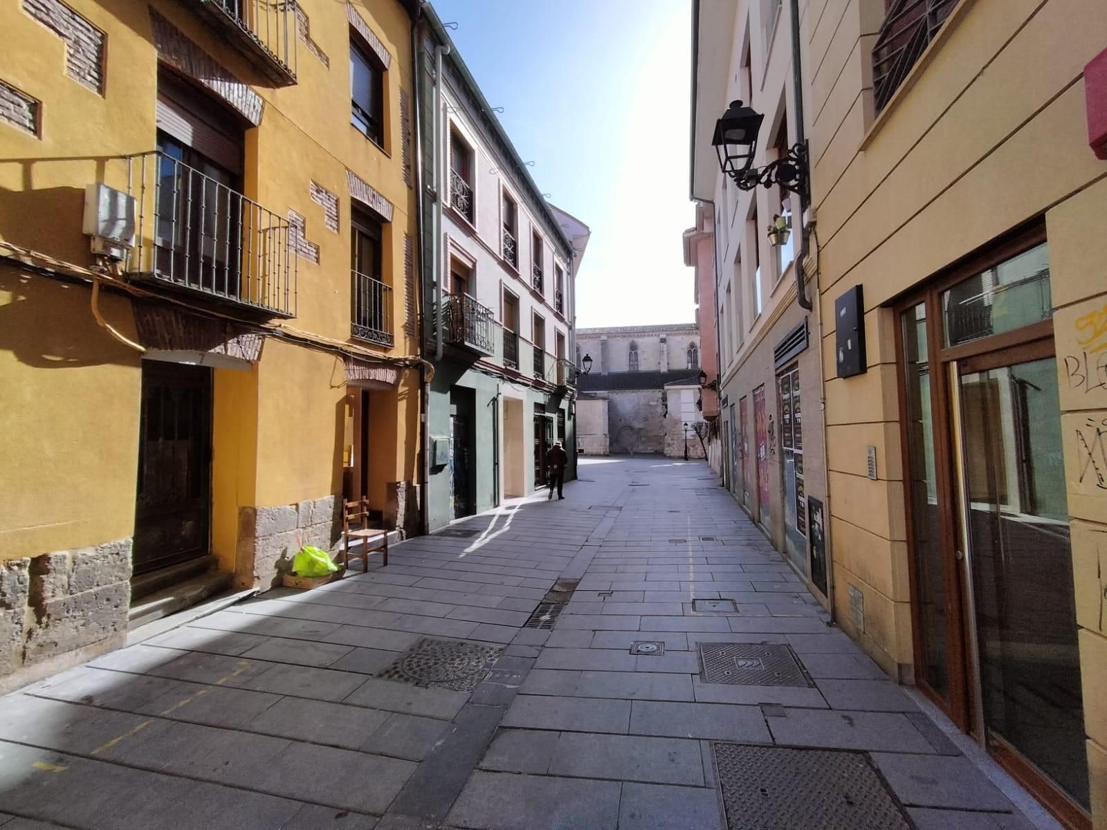 Exterior view of Box room for sale in Palencia Capital