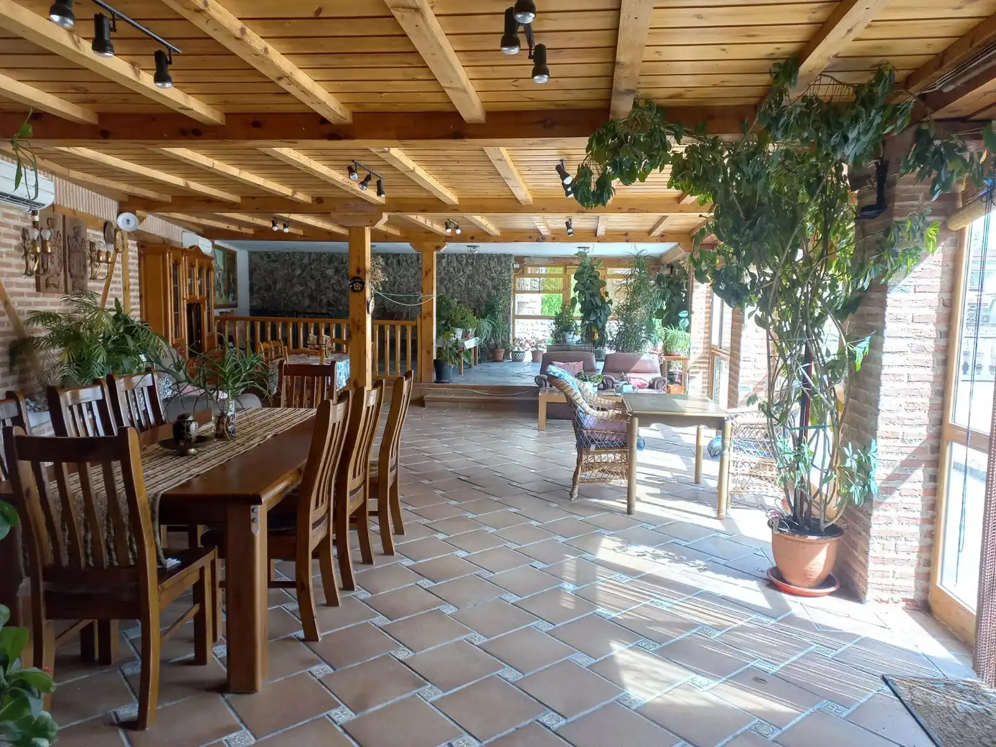 Terrassa de Casa o xalet en venda en Torrecaballeros amb Calefacció, Jardí privat i Traster