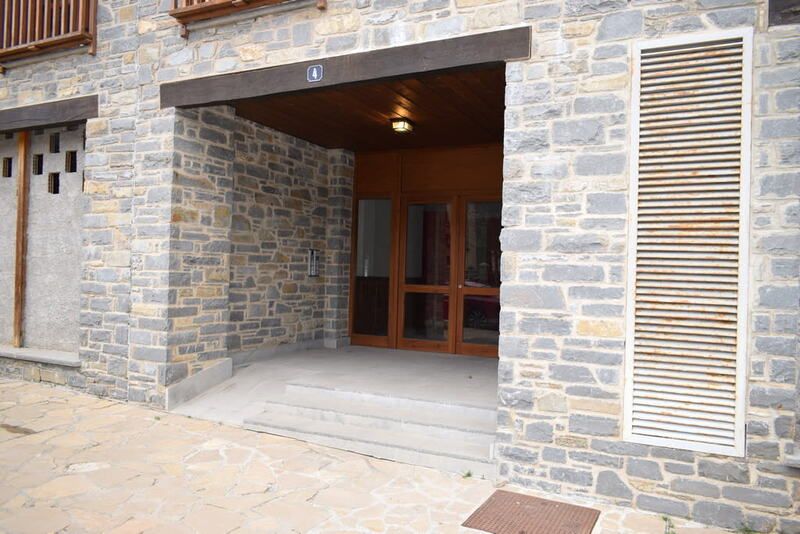 Flat for sale in BARRIO VICO, Sallent de Gállego