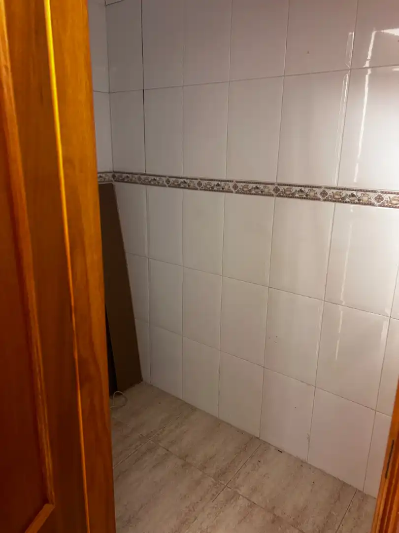 Bathroom of Flat for sale in Terrassa  with Private garden, Furnished and Balcony