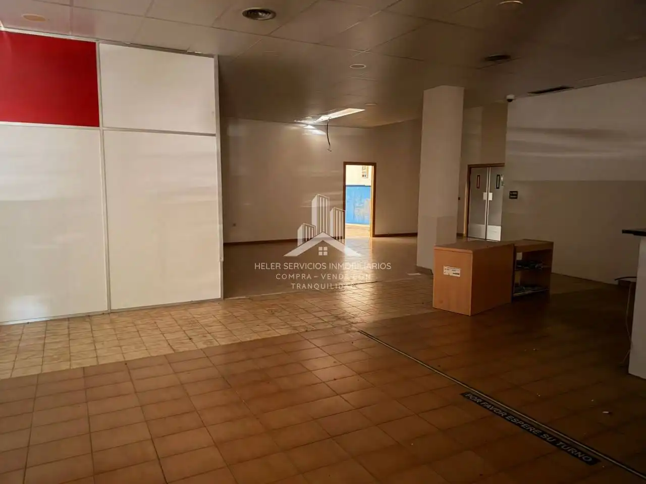 Nau industrial de lloguer a Avenida Valencia, Ensanche - Río Júcar