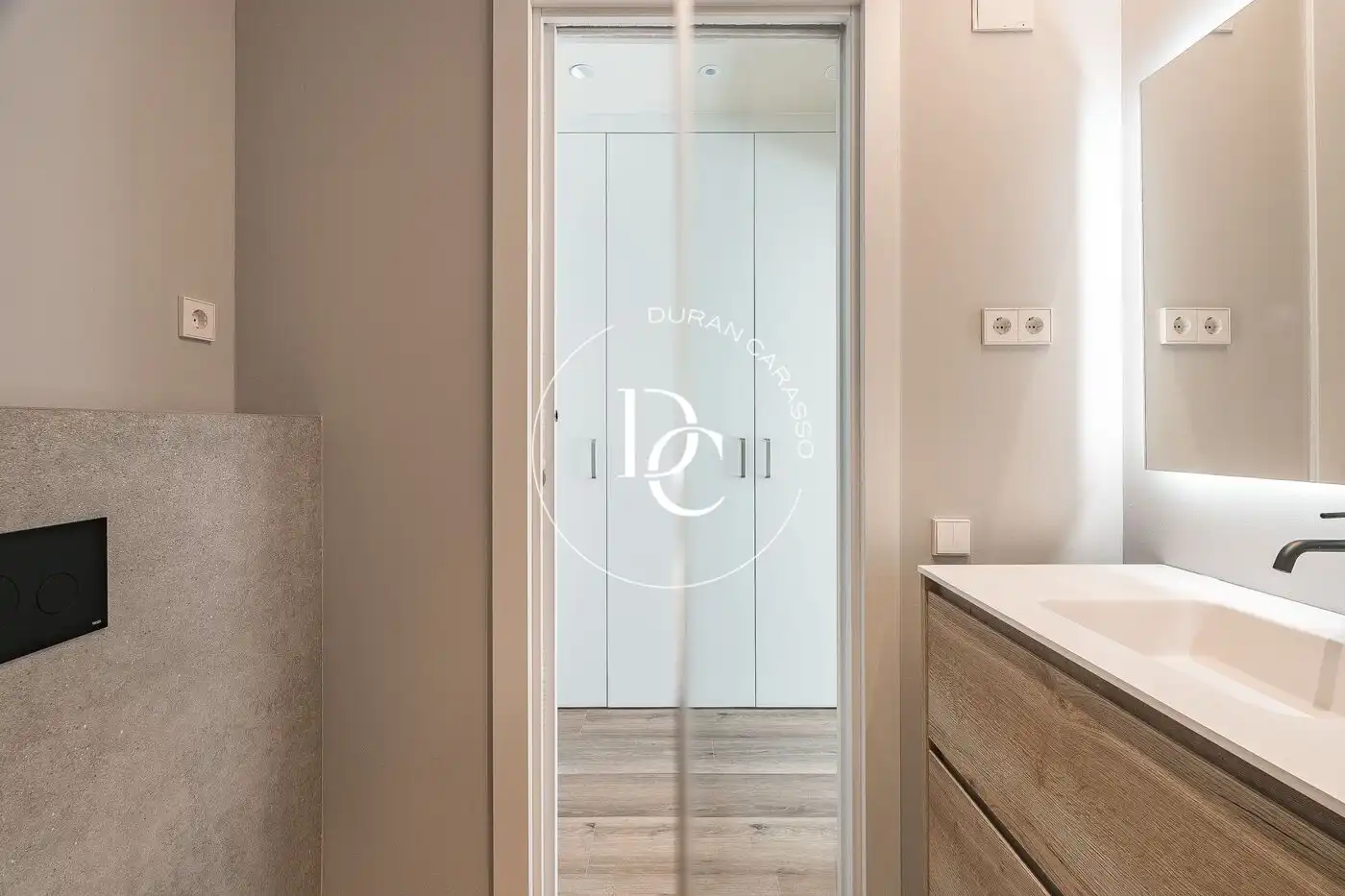 Bathroom of Houses for sale in Sitges  with Air Conditioner, Private garden and Terrace