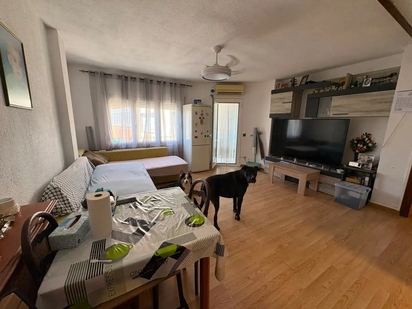 Living room of Flat for sale in Lleida  with Air Conditioner, Heating and Parquet flooring