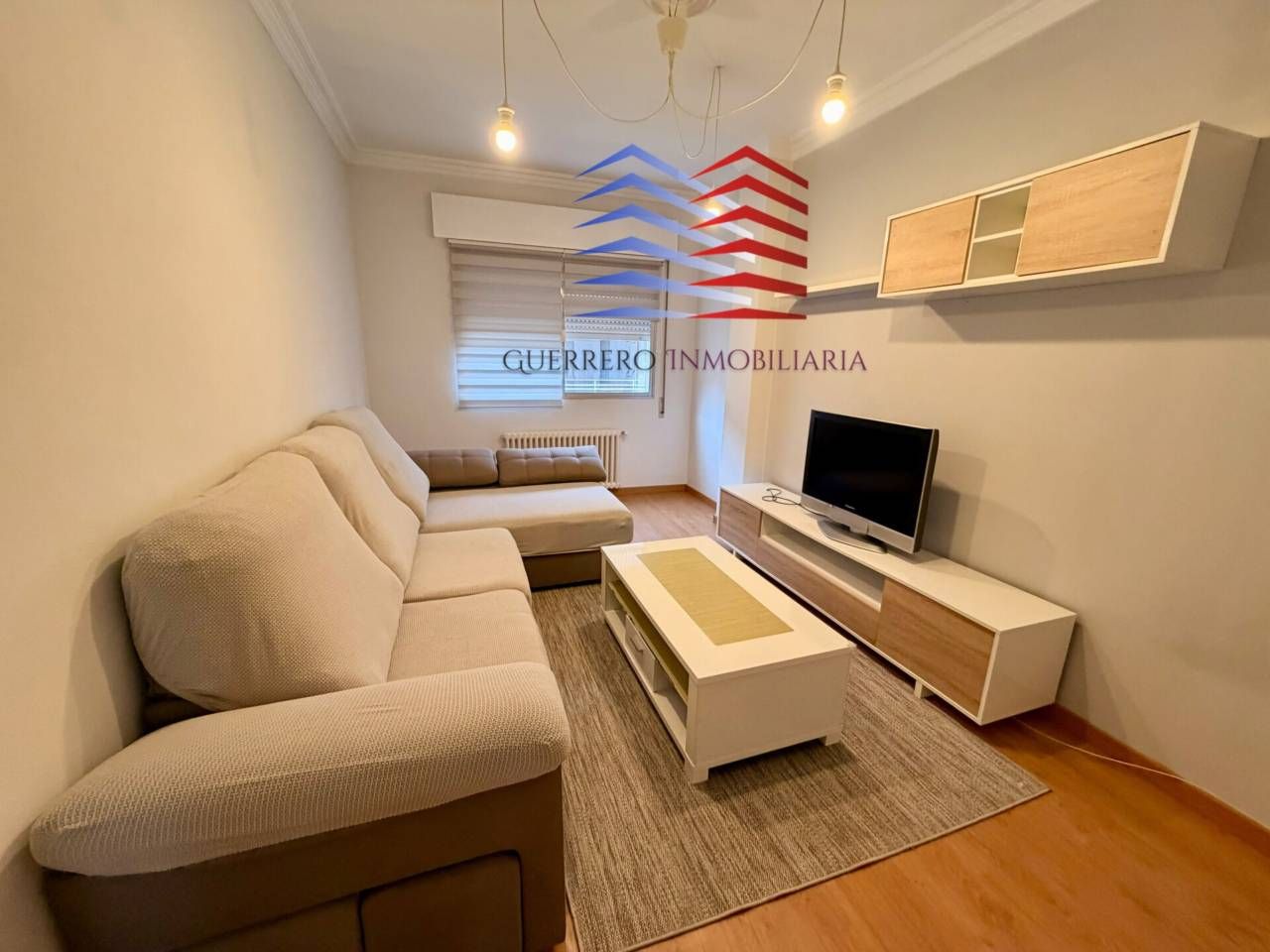 Living room of Flat to rent in Ourense Capital   with Heating, Storage room and Furnished