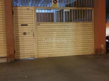 Individuel à vendre à Carrer de Miquel Martí i Pol 1