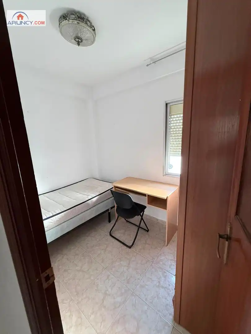 Habitación de Piso de alquiler en Sevilla con Calefacción