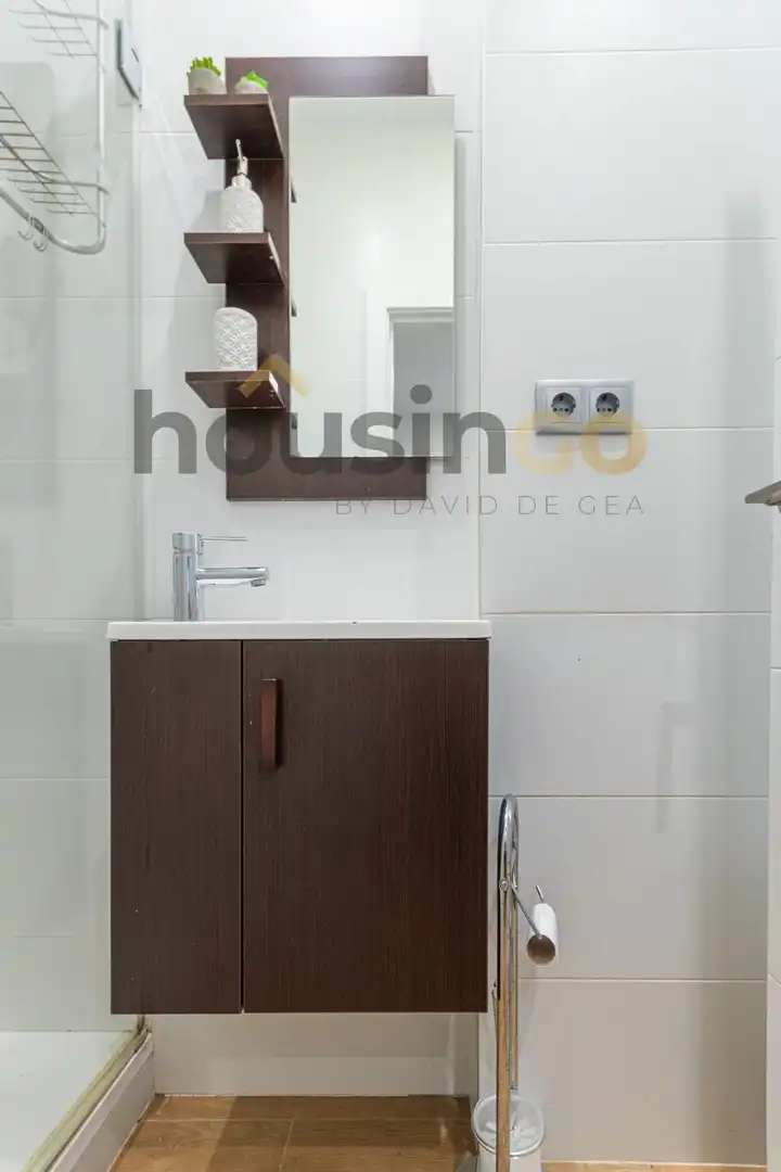 Bathroom of Flat for rent in Chamberí