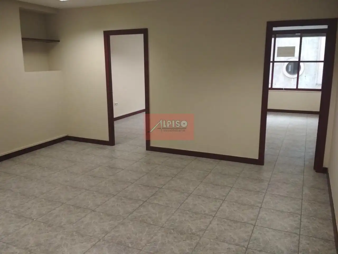 Oficina en venda a Centro
