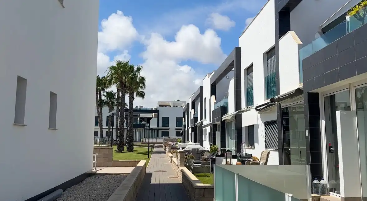 Exterior view of Attic for sale in Orihuela  with Air Conditioner, Terrace and Swimming Pool