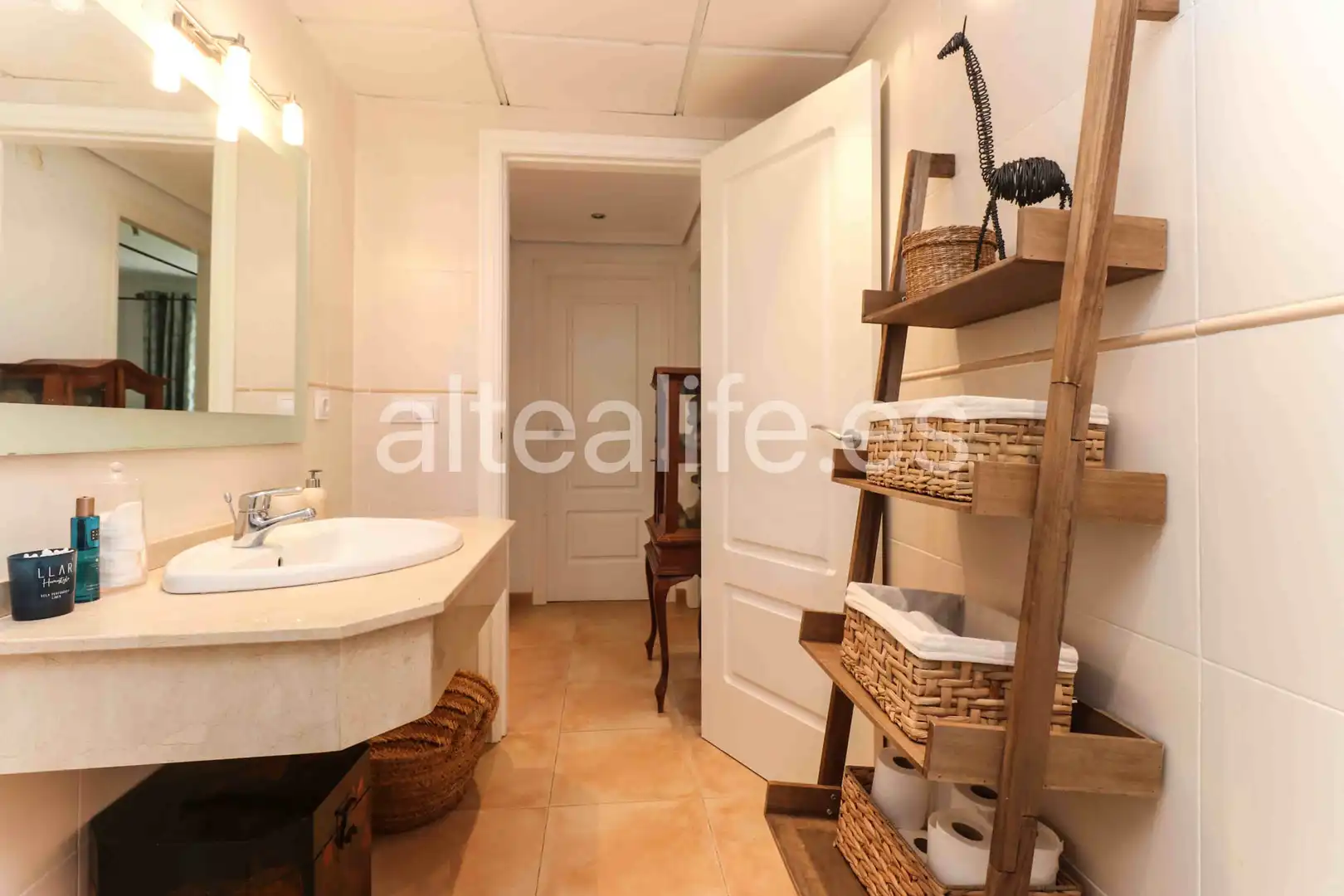 Baño de Apartamento de alquiler en Altea con Terraza, Amueblado y Horno