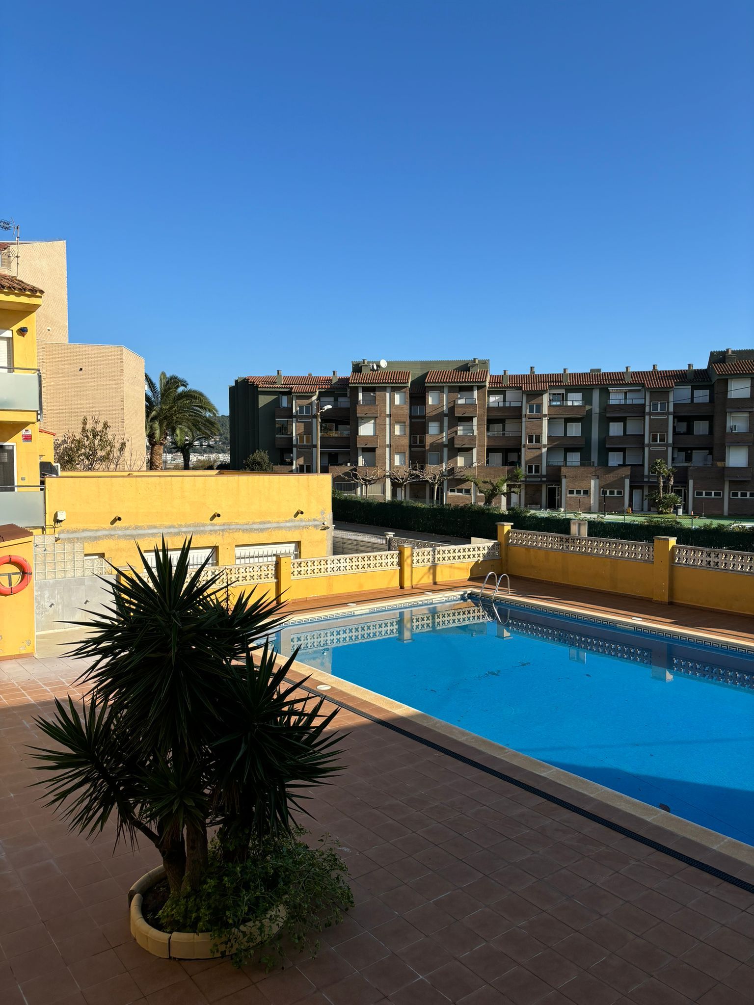 Piscina de Apartament en venda en L'Estartit amb Terrassa, Moblat i Forn