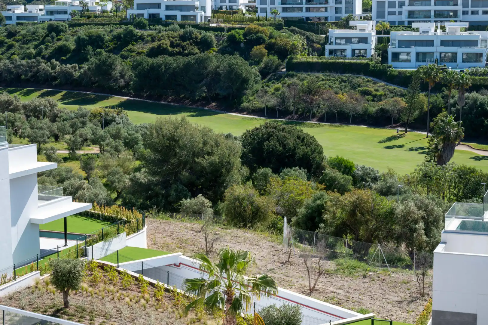 Exterior view of Attic for rent in Marbella  with Air Conditioner, Terrace and Storage room