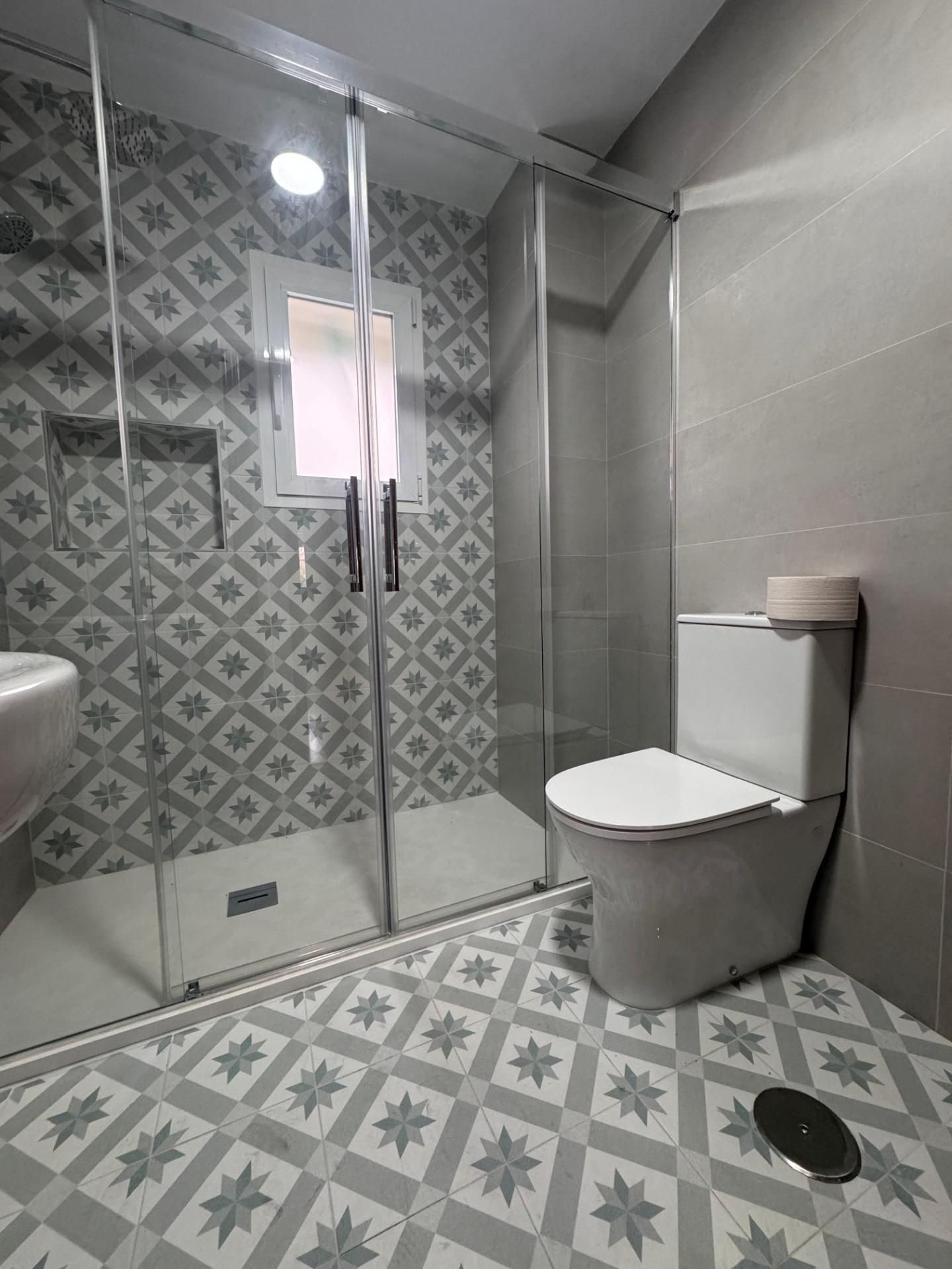 Bathroom of Flat for sale in Utrera  with Terrace