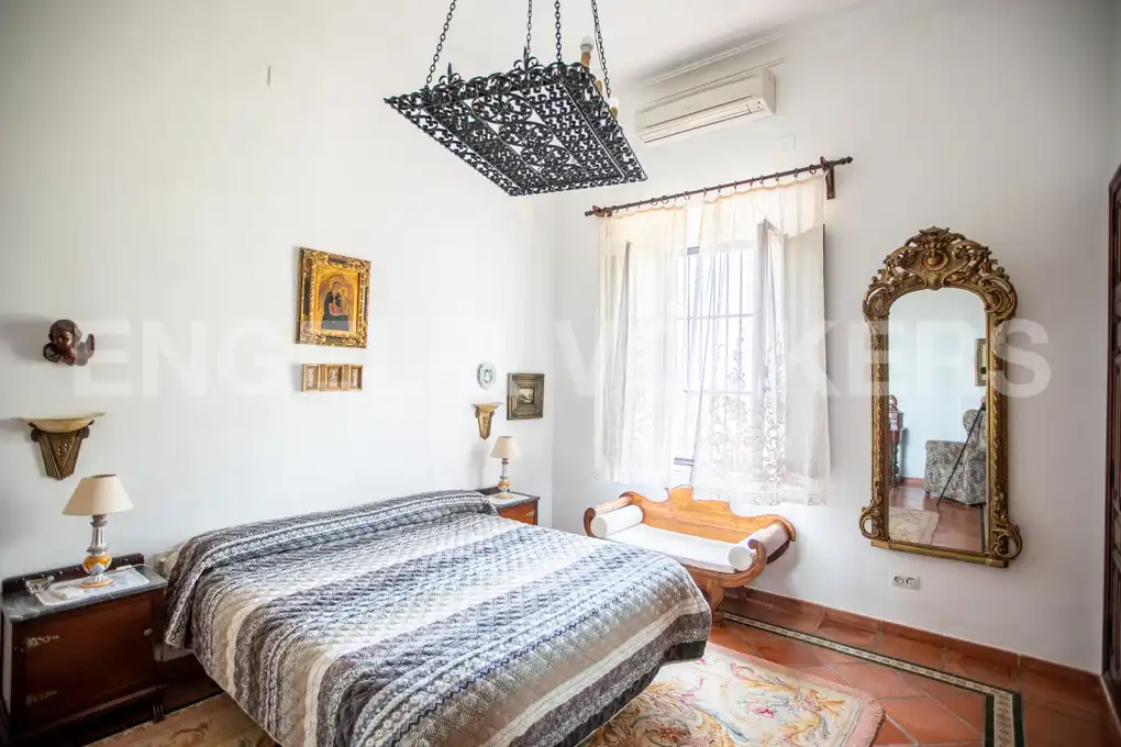 Schlafzimmer von Country house zum Verkauf in Guadalcanal mit Klimaanlage, Heizung und Terrasse