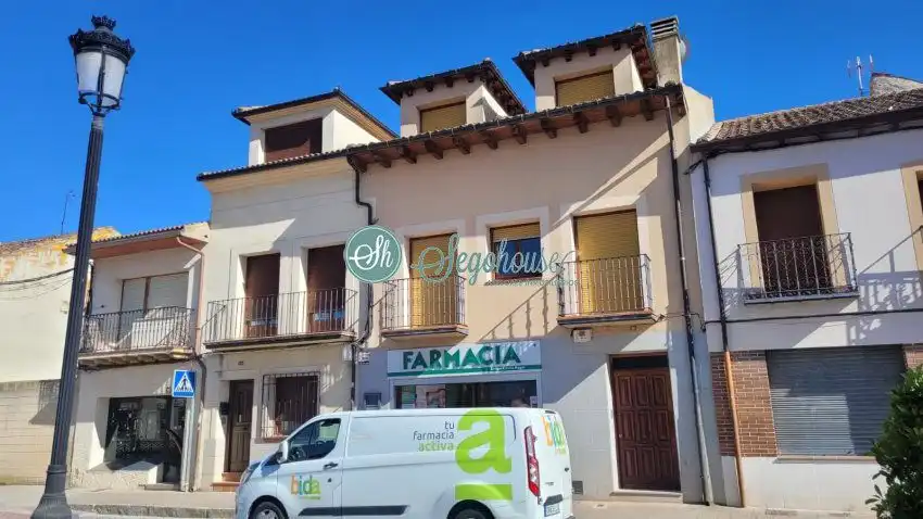 Vista exterior de Piso en venta en Cantimpalos con Calefacción
