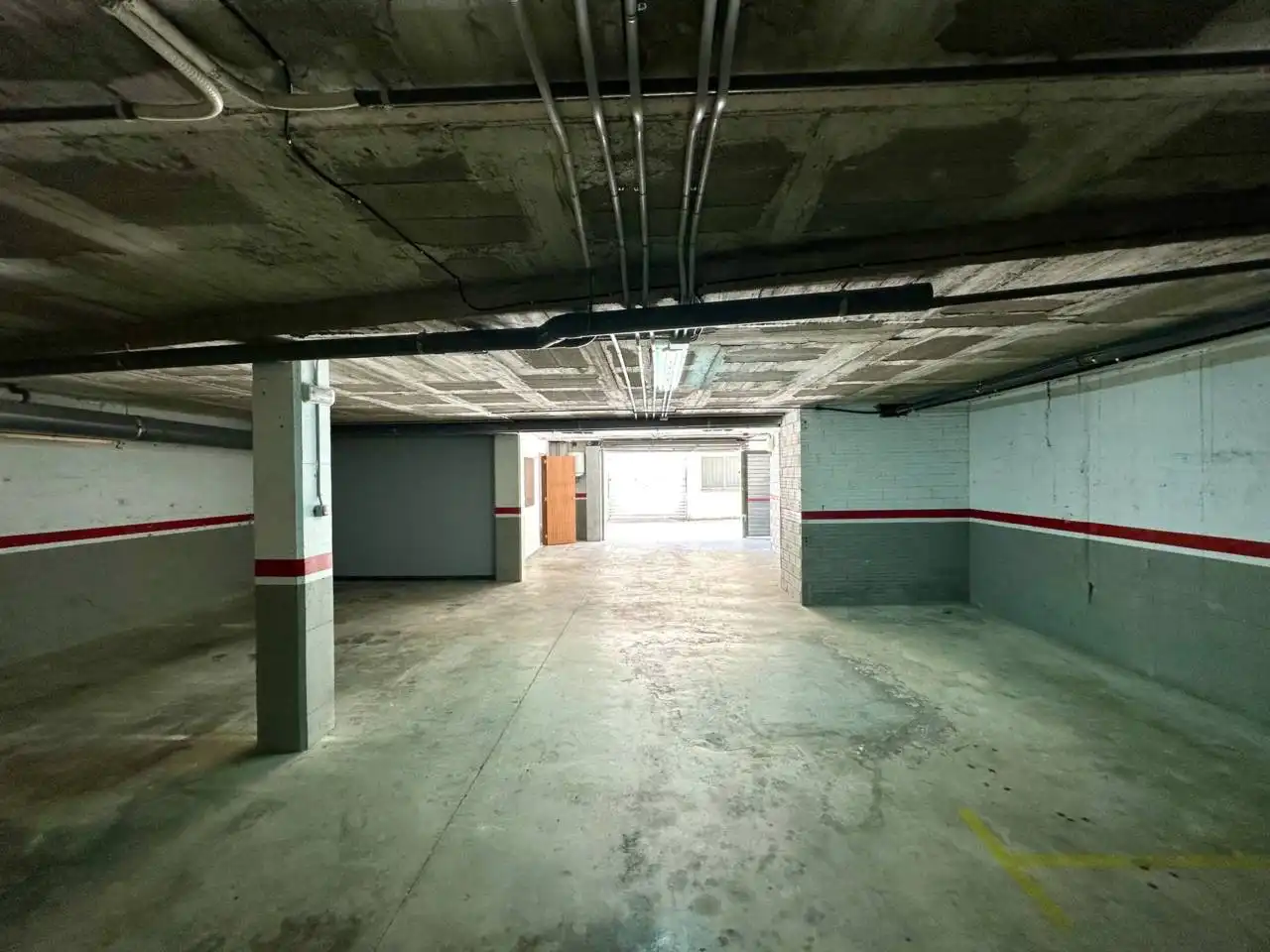 Gewerbefläche zum Verkauf in Calle PIRINEUS, imagen 3
