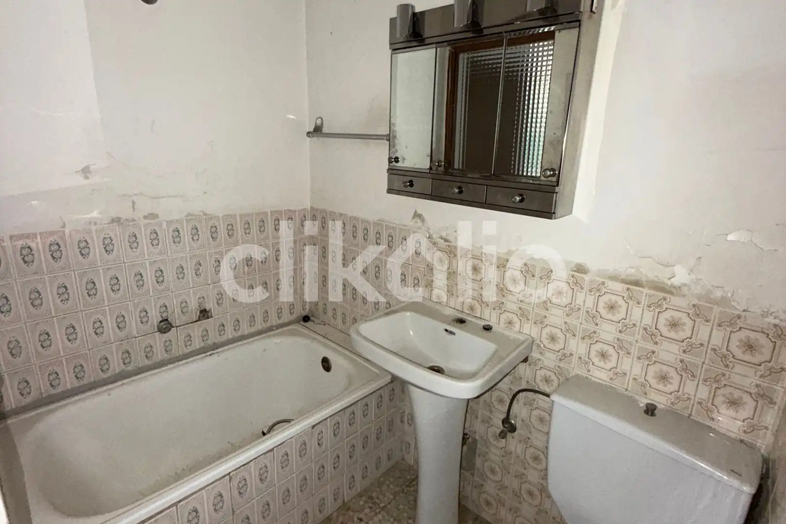 Bathroom of Houses for sale in Colmenar de Oreja  with Terrace and Storage room