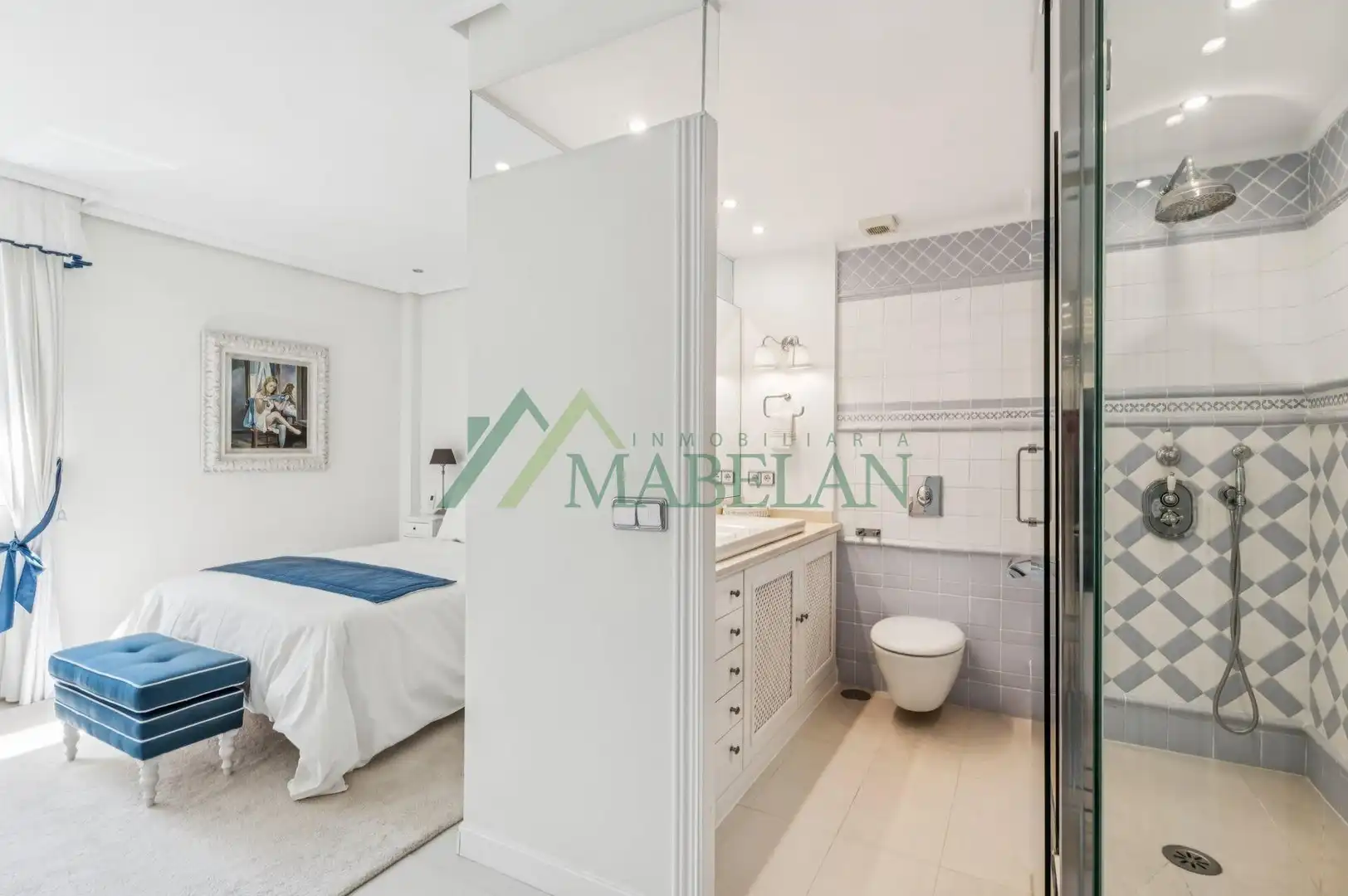 Bathroom of Flat for rent in Las Rozas de Madrid  with Heating, Furnished and Community pool