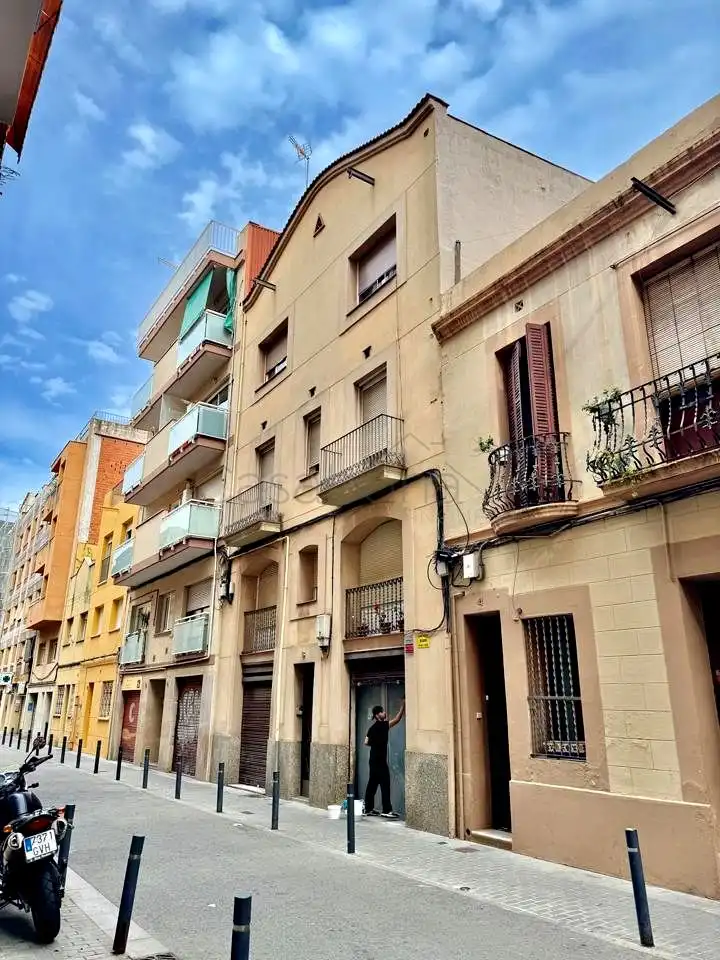 Vista exterior de Local de lloguer en Barcelona