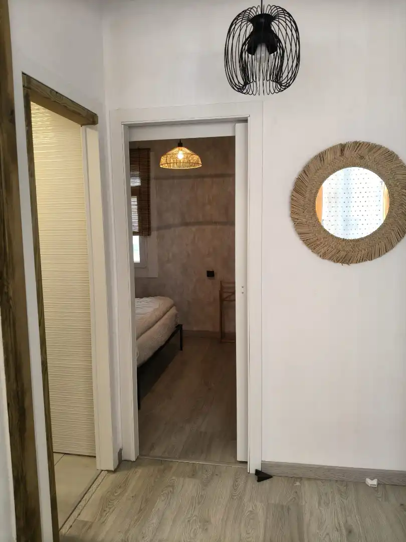 Dormitori de Apartament en venda en Cedeira amb Parquet, Moblat i Forn