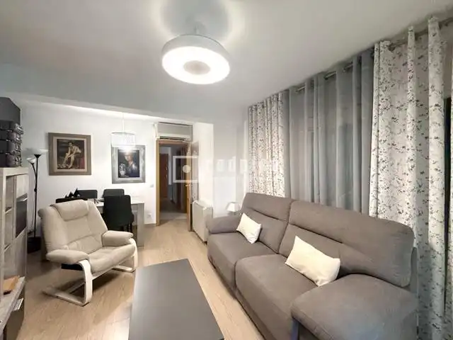 Bedroom of Flat for sale in Madrid  with Air Conditioner, Heating and Private garden